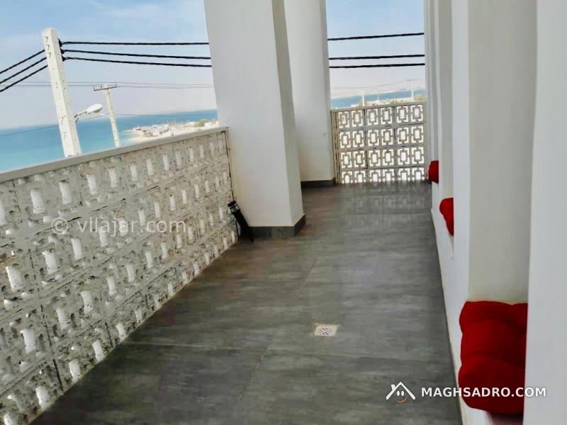 عکس ۹ از اقامتگاه بادگیر سفید جزیره هنگام